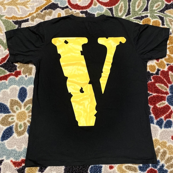 VLONE Black and Yellow Short Sleeve Tee - Picture 1 of 2
